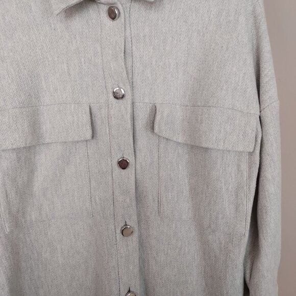 Zara Light Gray Button Front Shacket Size M-L - Picture 3 of 8